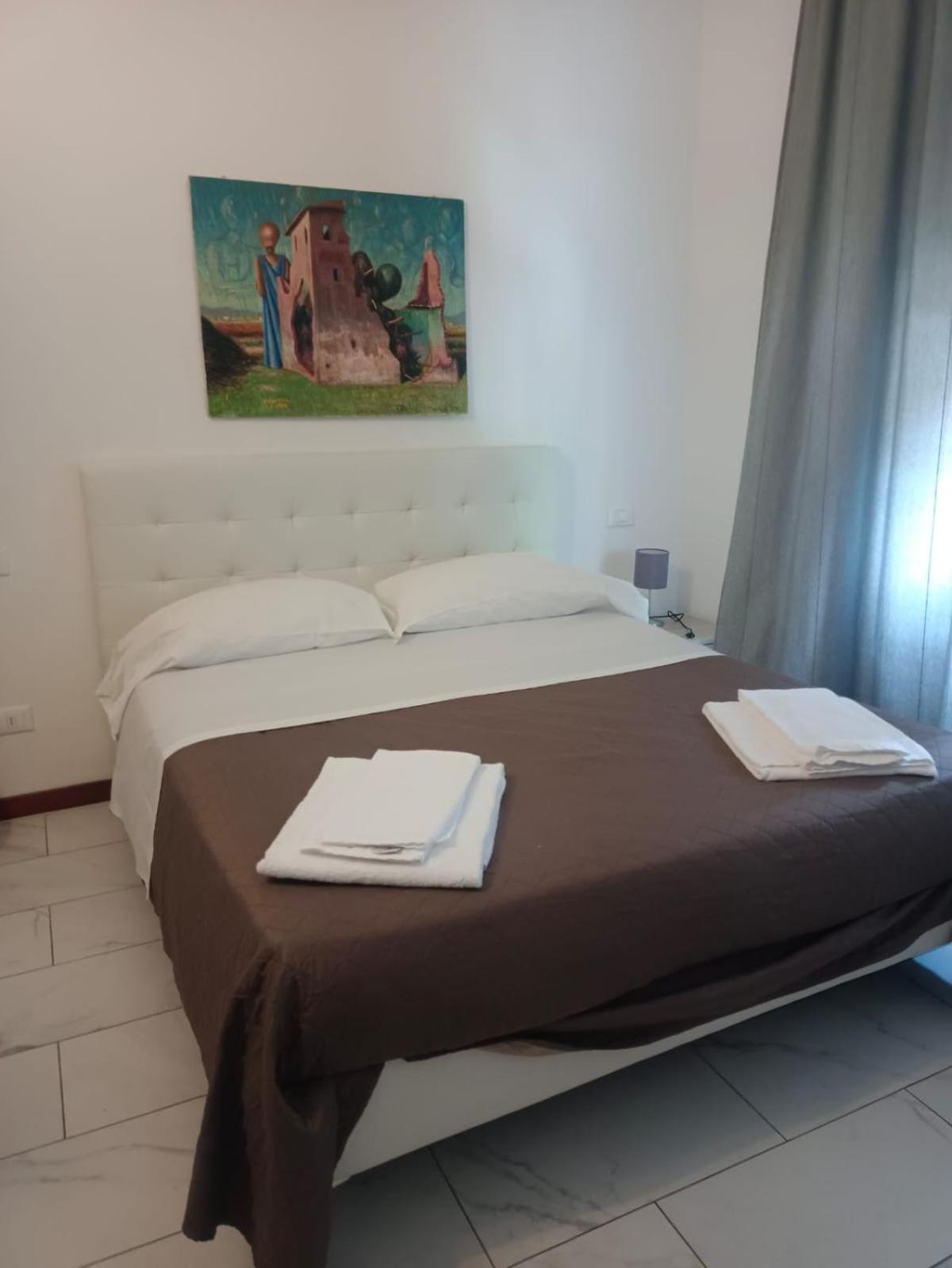 Villa Giove Rooms プラート エクステリア 写真