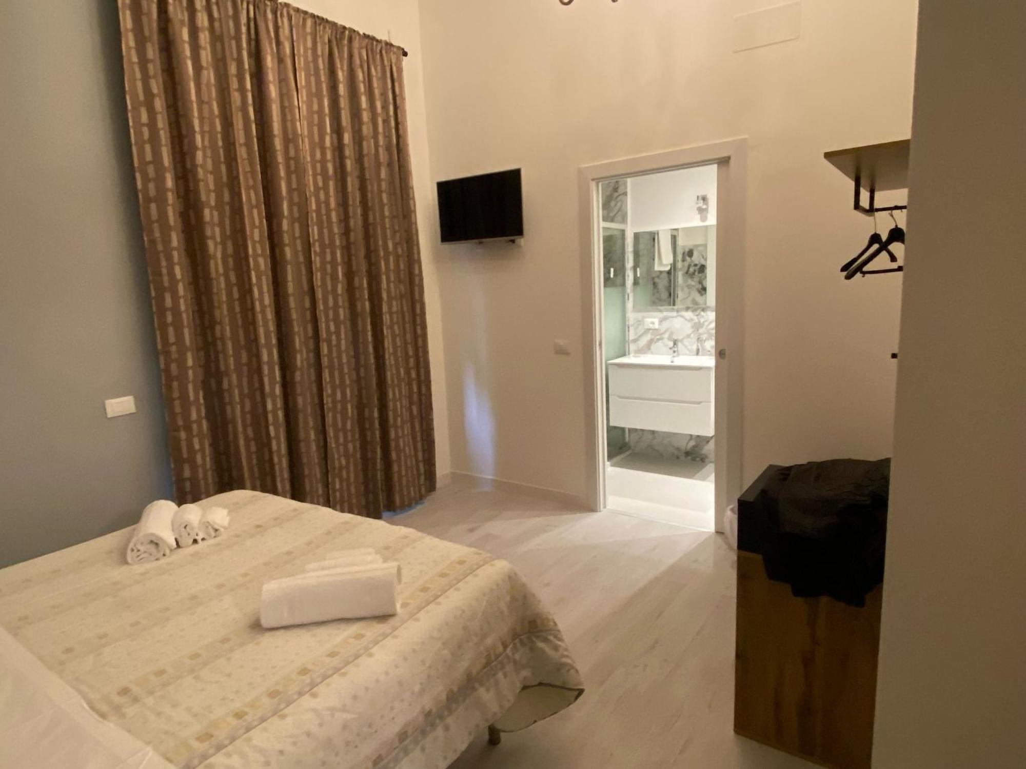 Villa Giove Rooms プラート エクステリア 写真