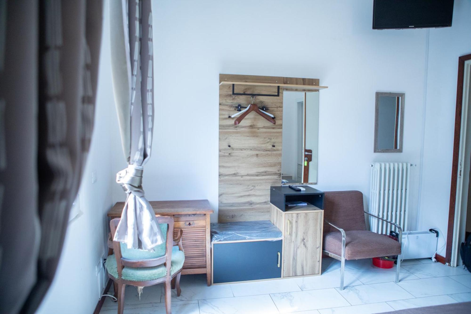 Villa Giove Rooms プラート エクステリア 写真