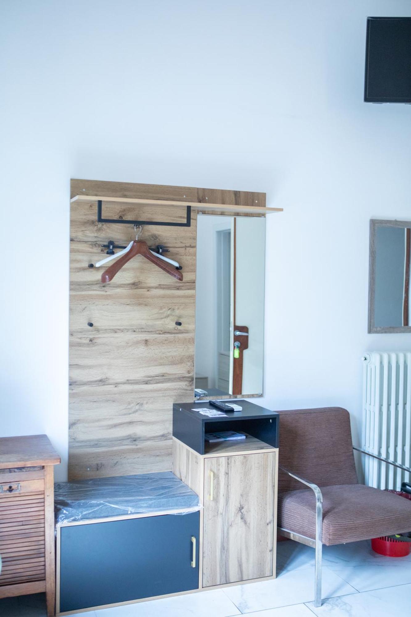 Villa Giove Rooms プラート エクステリア 写真