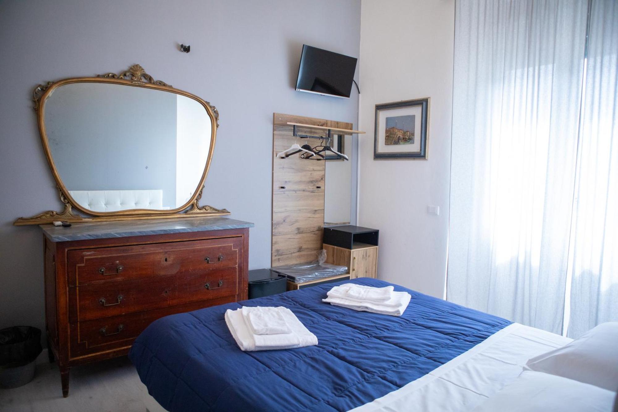Villa Giove Rooms プラート エクステリア 写真